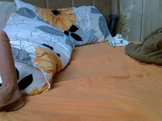 Mia-caramel's Live Webcam