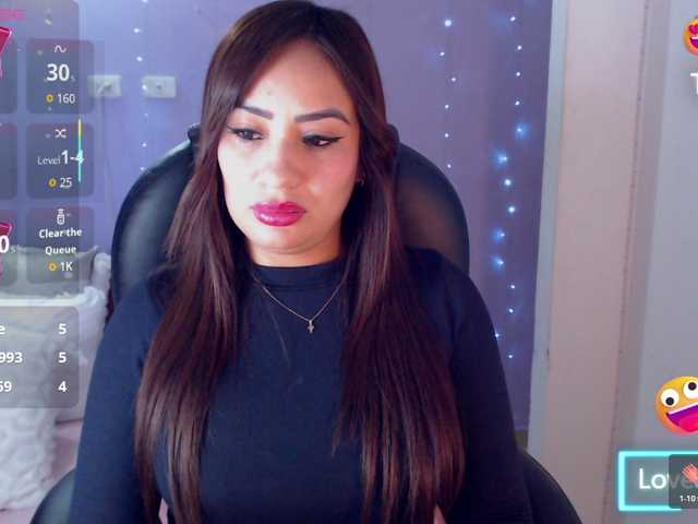 paulinagalvis2700's BongaCams show and profile