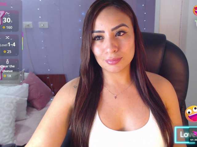 paulinagalvis2700's BongaCams show and profile