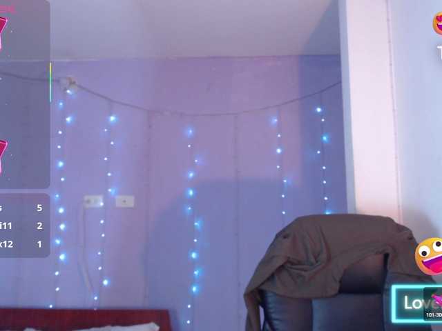 paulinagalvis2700's BongaCams show and profile