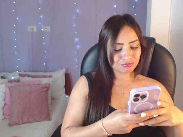paulinagalvis2700 webcam