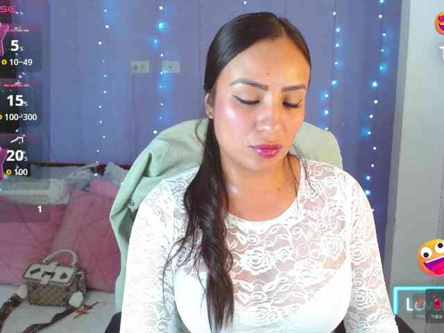 paulinagalvis2700 webcam