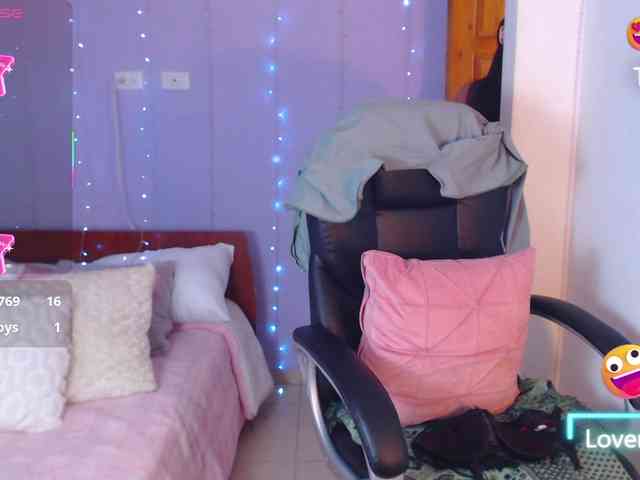 paulinagalvis2700 webcam