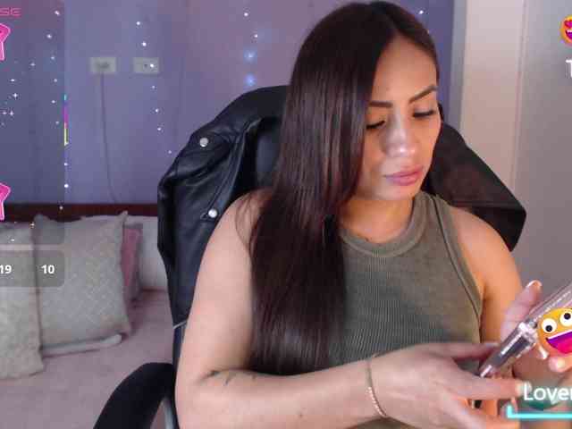paulinagalvis2700 webcam
