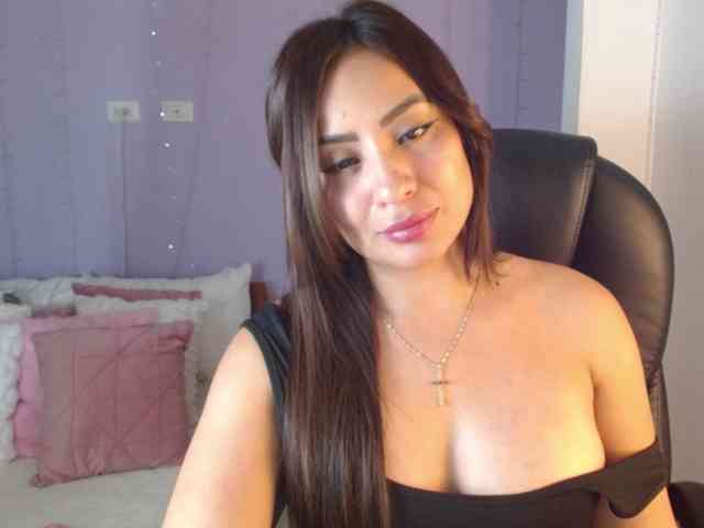 paulinagalvis2700 webcam