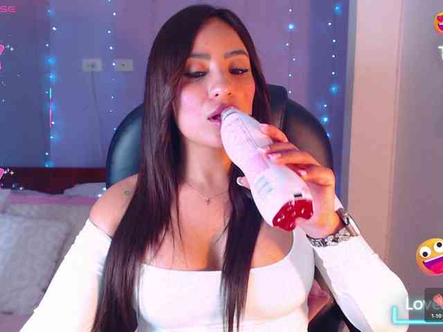 paulinagalvis2700 webcam