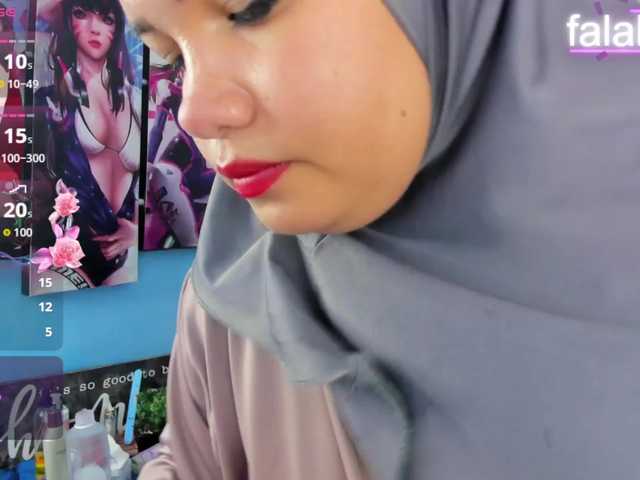 FalakYasin's BongaCams show and profile