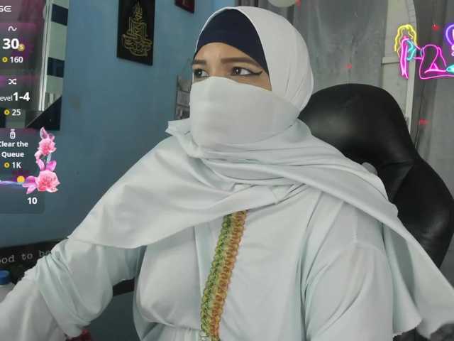 FalakYasin's BongaCams show and profile