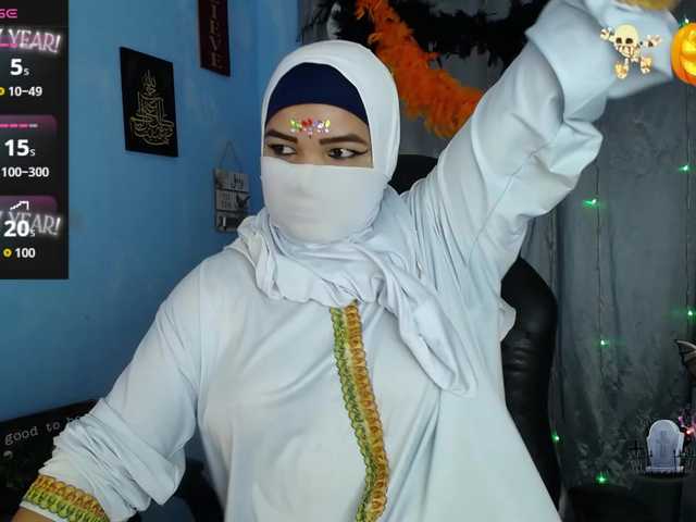 Checkout BongaCams's FalakYasin FalakYasin from BongaCams