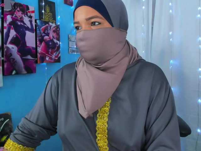 FalakYasin's BongaCams show and profile