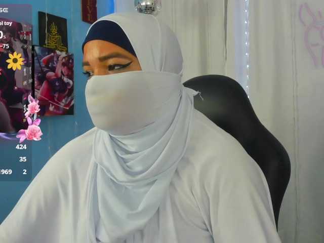 FalakYasin's BongaCams show and profile