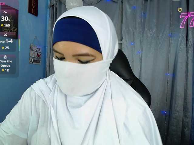 FalakYasin's BongaCams show and profile