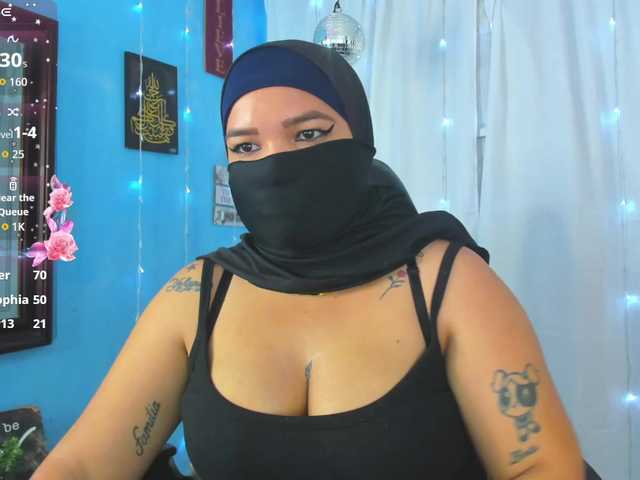 FalakYasin's BongaCams show and profile