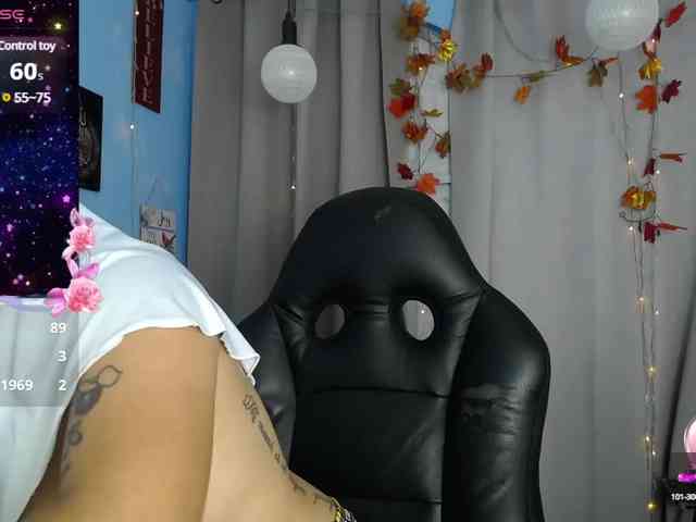FalakYasin webcam