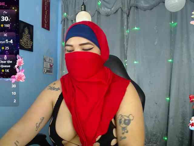 FalakYasin webcam