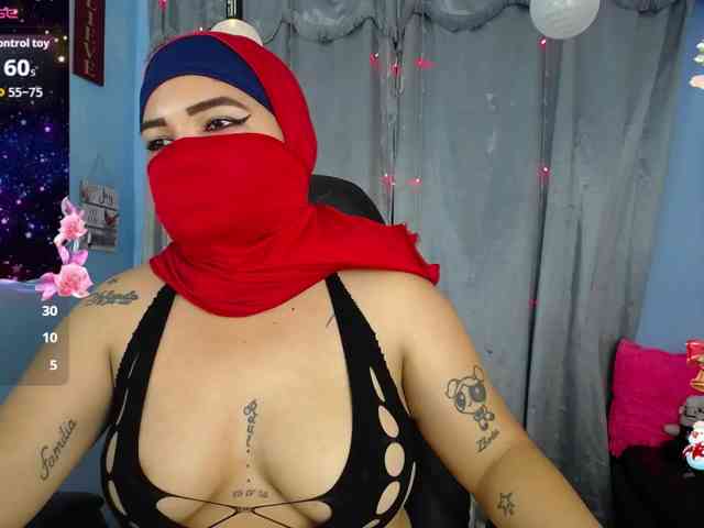 FalakYasin webcam