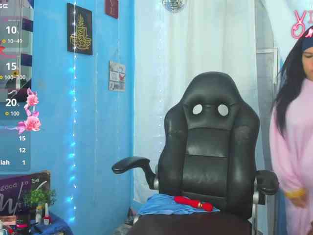 FalakYasin webcam