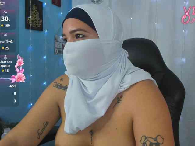 FalakYasin webcam