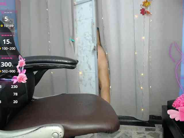 FalakYasin webcam