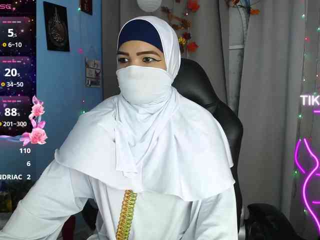 FalakYasin webcam