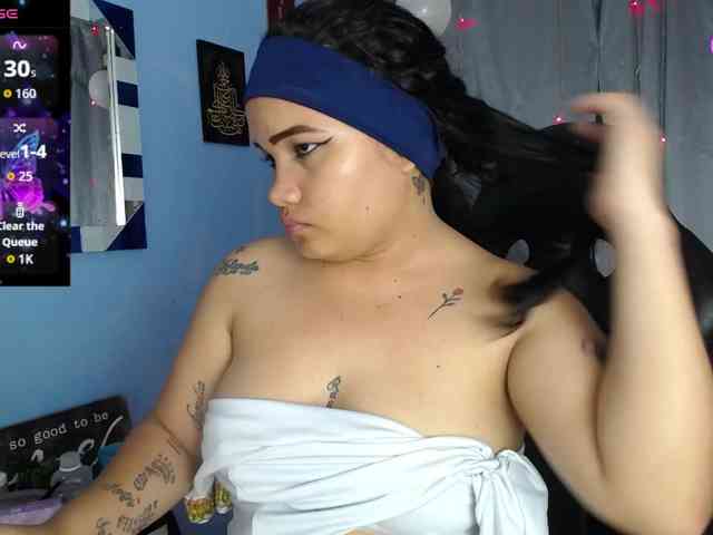 FalakYasin webcam