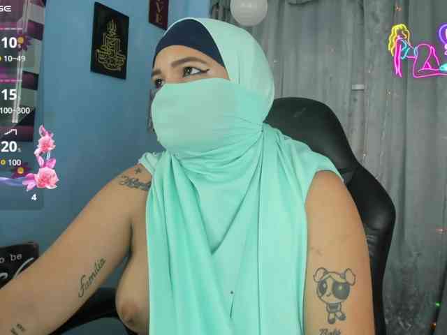 FalakYasin webcam