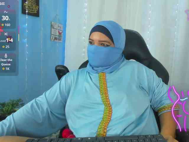 FalakYasin webcam