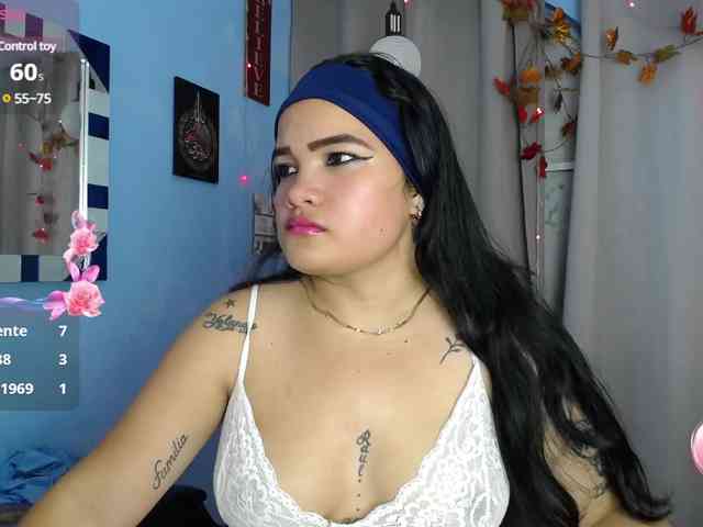 FalakYasin webcam