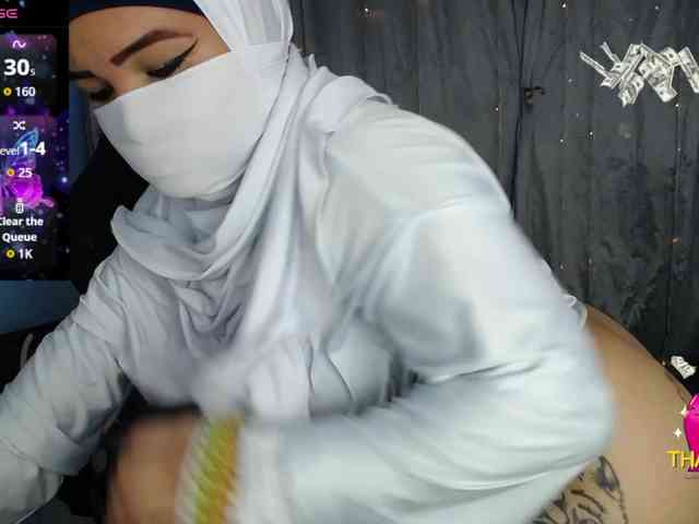 FalakYasin webcam