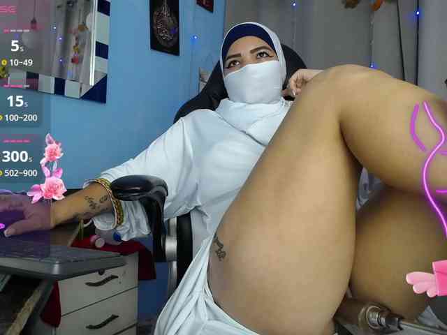 FalakYasin webcam