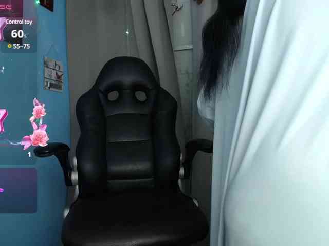FalakYasin webcam