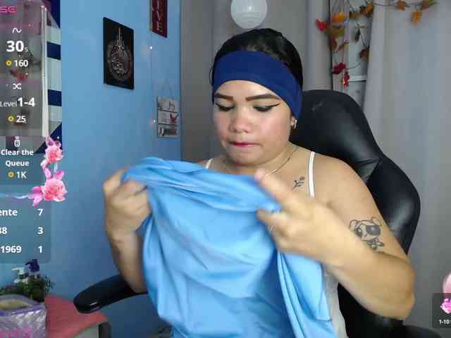FalakYasin webcam