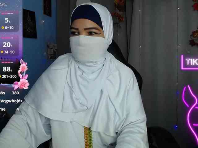 FalakYasin webcam