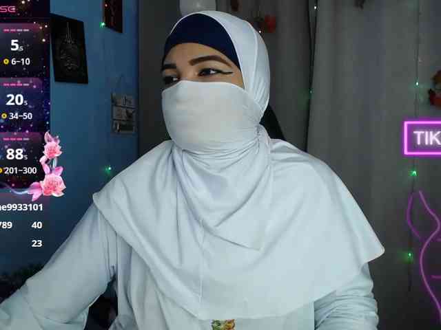 FalakYasin webcam