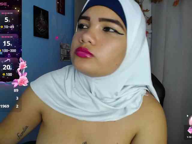 FalakYasin webcam