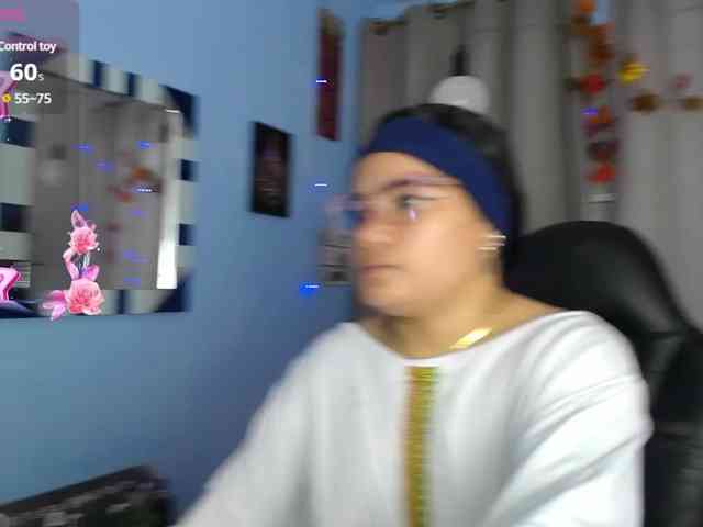 FalakYasin webcam