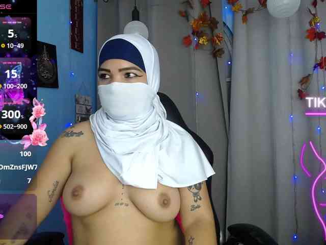 FalakYasin webcam