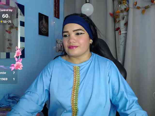 FalakYasin webcam