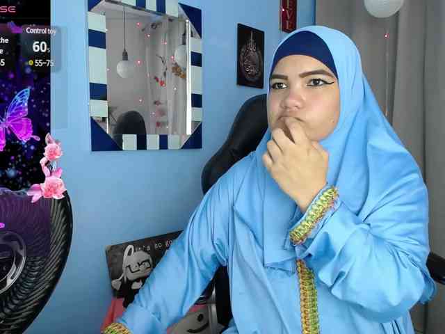 FalakYasin webcam