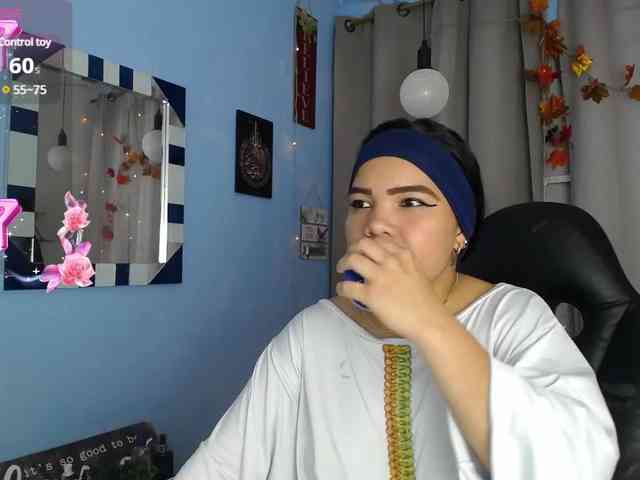 FalakYasin webcam