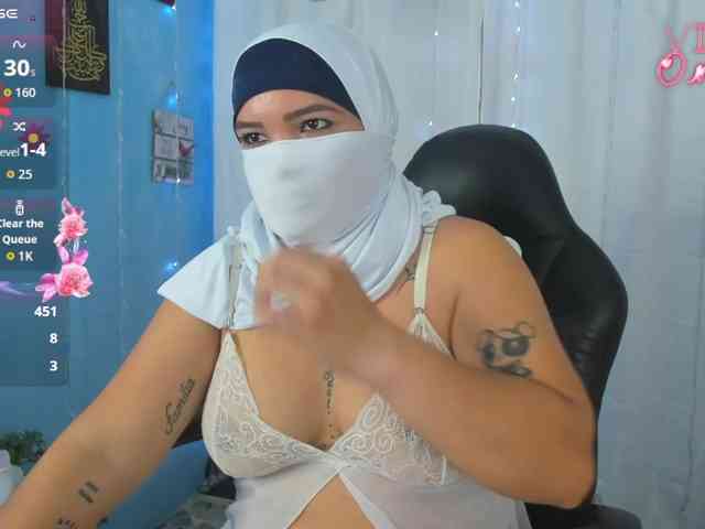 FalakYasin webcam