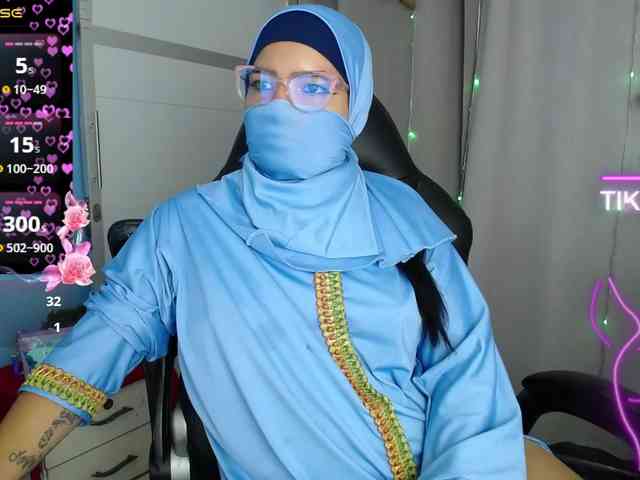 FalakYasin webcam
