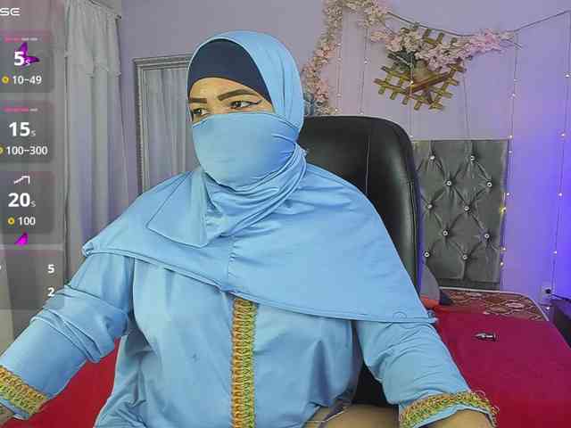 FalakYasin webcam