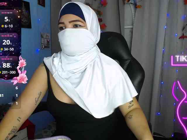 FalakYasin webcam