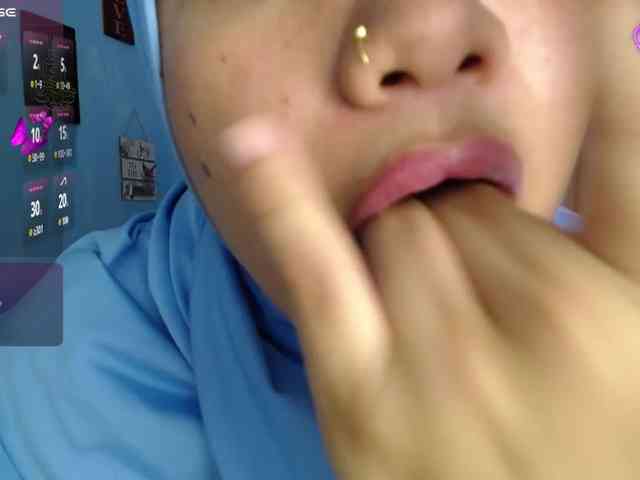 FalakYasin webcam