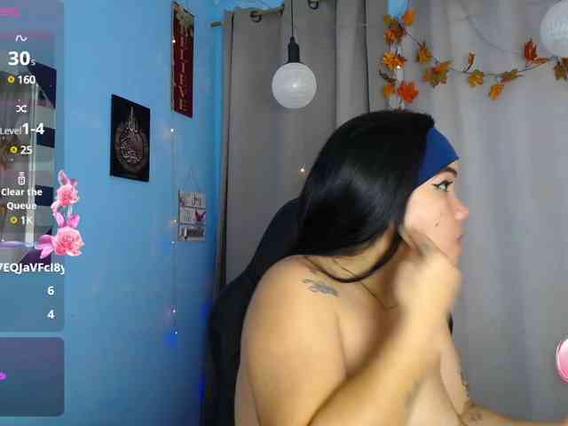 FalakYasin webcam