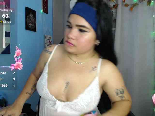FalakYasin webcam