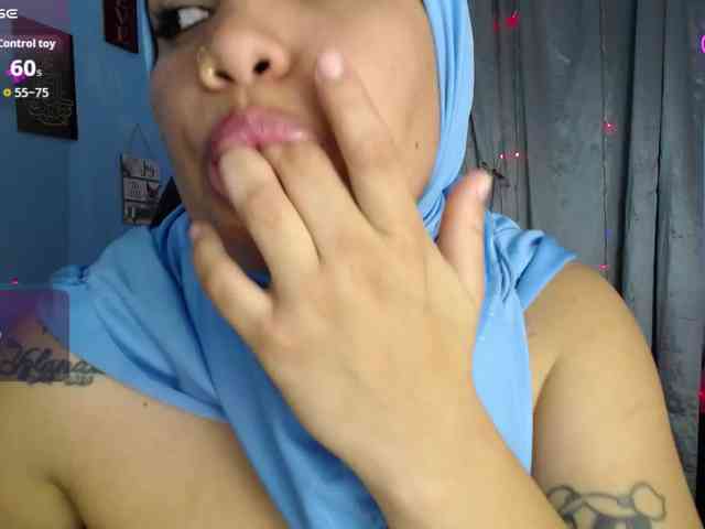 FalakYasin webcam