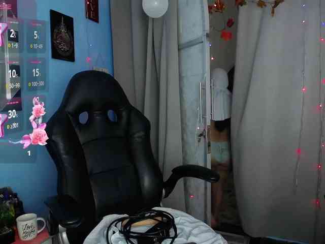 FalakYasin webcam
