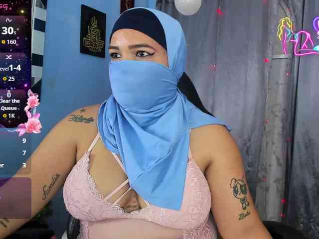 FalakYasin webcam